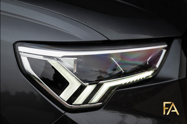 Audi Q3 Sportback 45 TFSI e S Line MatrixLED|Fullblack|AdaptiveCruise|