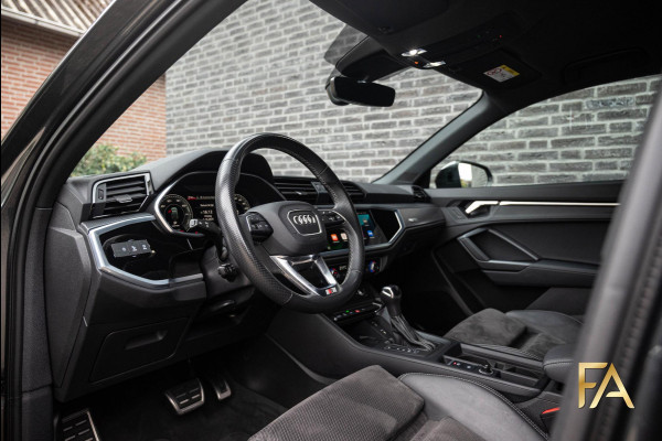 Audi Q3 Sportback 45 TFSI e S Line MatrixLED|Fullblack|AdaptiveCruise|