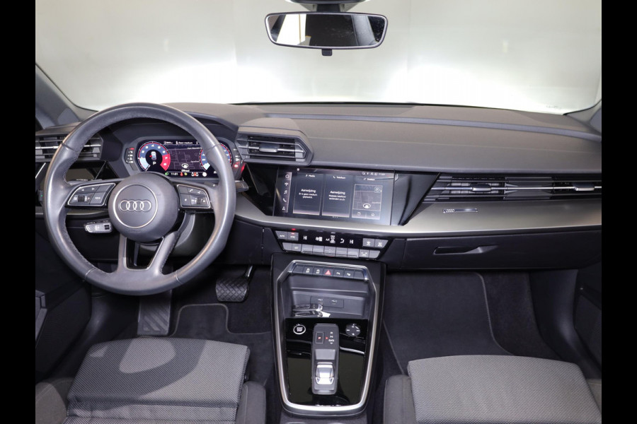 Audi A3 Sportback 30 TFSI Advanced edition 110pk | Parkeer assistent |17 inch | Climatronic | Virtual cockpit |