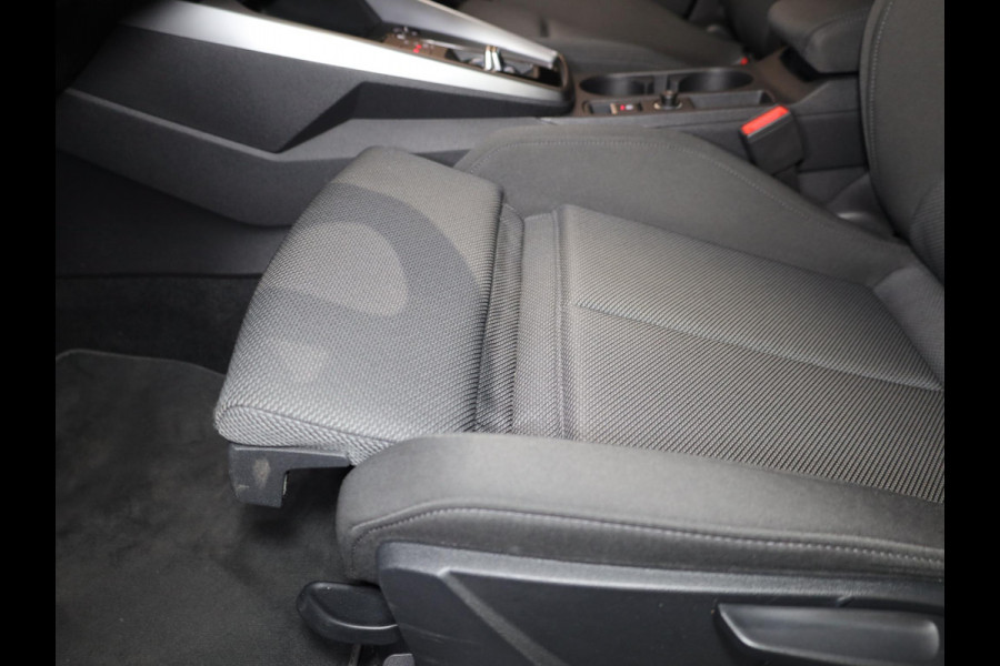 Audi A3 Sportback 30 TFSI Advanced edition 110pk | Parkeer assistent |17 inch | Climatronic | Virtual cockpit |