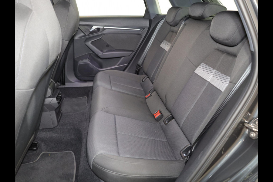 Audi A3 Sportback 30 TFSI Advanced edition 110pk | Parkeer assistent |17 inch | Climatronic | Virtual cockpit |