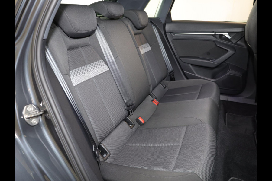 Audi A3 Sportback 30 TFSI Advanced edition 110pk | Parkeer assistent |17 inch | Climatronic | Virtual cockpit |