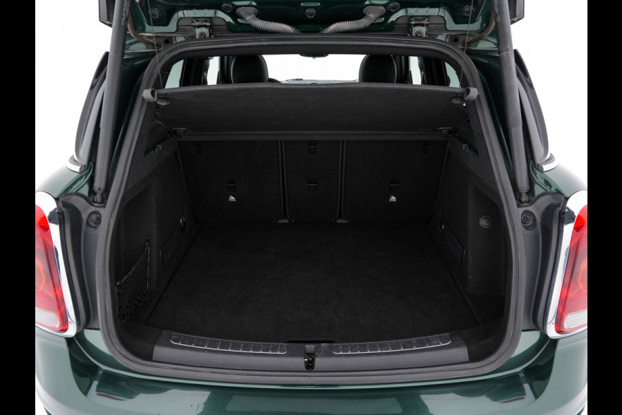 MINI Countryman 2.0 Cooper SD John Cooper Works Chili Aut. *PANO | HEAD-UP | ADAPTIVE-CRUISE | FULL-LED | LEATHER-ALCANTARA  | HARMAN/KARDON | KEYLESS | CAMERA | DAB+ | AMBIENT-LIGHT | NAVI-FULLMAP | TOWBAR | HEATED-SPORTSEATS | SHIFT-PADDLES |.