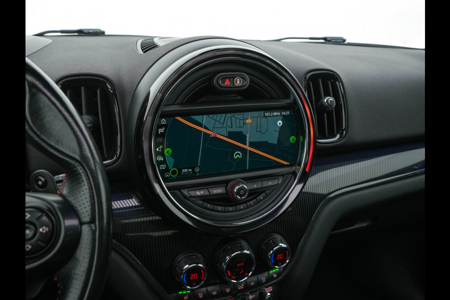 MINI Countryman 2.0 Cooper SD John Cooper Works Chili Aut. *PANO | HEAD-UP | ADAPTIVE-CRUISE | FULL-LED | LEATHER-ALCANTARA  | HARMAN/KARDON | KEYLESS | CAMERA | DAB+ | AMBIENT-LIGHT | NAVI-FULLMAP | TOWBAR | HEATED-SPORTSEATS | SHIFT-PADDLES |.
