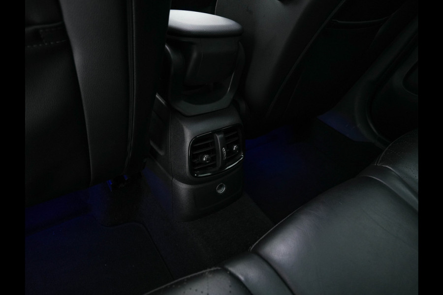 MINI Countryman 2.0 Cooper SD John Cooper Works Chili Aut. *PANO | HEAD-UP | ADAPTIVE-CRUISE | FULL-LED | LEATHER-ALCANTARA  | HARMAN/KARDON | KEYLESS | CAMERA | DAB+ | AMBIENT-LIGHT | NAVI-FULLMAP | TOWBAR | HEATED-SPORTSEATS | SHIFT-PADDLES |.
