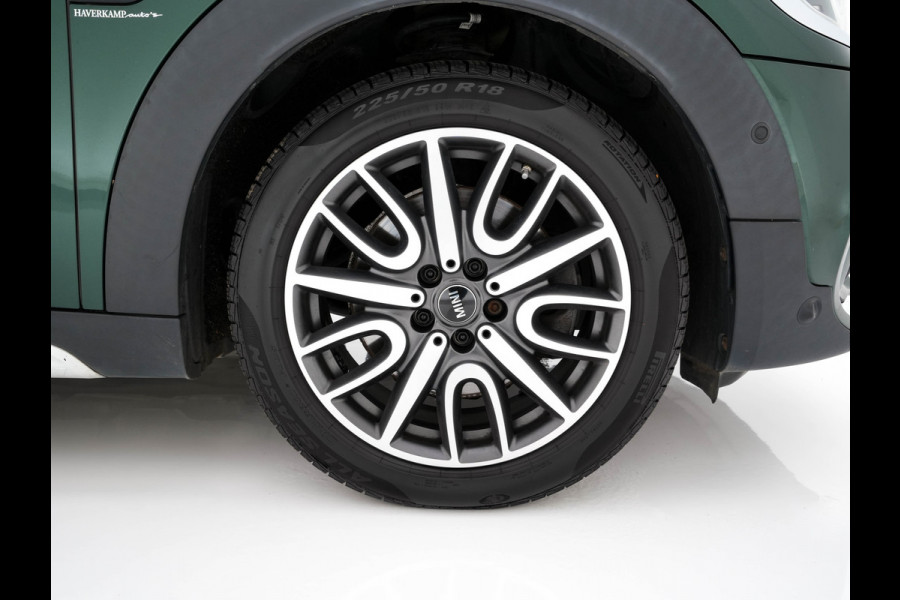 MINI Countryman 2.0 Cooper SD John Cooper Works Chili Aut. *PANO | HEAD-UP | ADAPTIVE-CRUISE | FULL-LED | LEATHER-ALCANTARA  | HARMAN/KARDON | KEYLESS | CAMERA | DAB+ | AMBIENT-LIGHT | NAVI-FULLMAP | TOWBAR | HEATED-SPORTSEATS | SHIFT-PADDLES |.