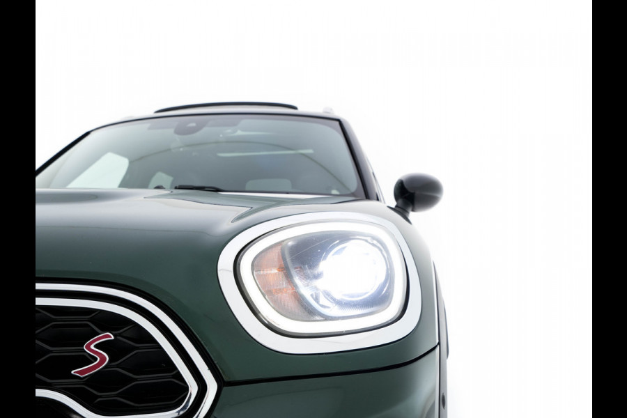 MINI Countryman 2.0 Cooper SD John Cooper Works Chili Aut. *PANO | HEAD-UP | ADAPTIVE-CRUISE | FULL-LED | LEATHER-ALCANTARA  | HARMAN/KARDON | KEYLESS | CAMERA | DAB+ | AMBIENT-LIGHT | NAVI-FULLMAP | TOWBAR | HEATED-SPORTSEATS | SHIFT-PADDLES |.