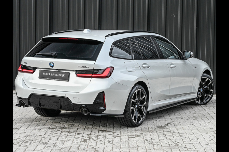 BMW 3 Serie Touring 330e xDrive M-SPORT | FACELIFT | ACCU 19,5 kWh | ACTIVE CRUISE | ELEKTR. TREKHAAK | HIFI AUDIO | SHADOW LINE | CAMERA | BMW 3 Serie Touring 330e xDrive M-SPORT | FACELIFT | ACCU 19,5 kWh | ACTIVE CRUISE | ELEKTR. TREKHAAK | HIFI AUDIO | SHADOW LINE | CAMERA |