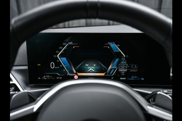 BMW 3 Serie Touring 330e xDrive M-SPORT | FACELIFT | ACCU 19,5 kWh | ACTIVE CRUISE | ELEKTR. TREKHAAK | HIFI AUDIO | SHADOW LINE | CAMERA | BMW 3 Serie Touring 330e xDrive M-SPORT | FACELIFT | ACCU 19,5 kWh | ACTIVE CRUISE | ELEKTR. TREKHAAK | HIFI AUDIO | SHADOW LINE | CAMERA |