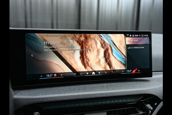 BMW 3 Serie Touring 330e xDrive M-SPORT | FACELIFT | ACCU 19,5 kWh | ACTIVE CRUISE | ELEKTR. TREKHAAK | HIFI AUDIO | SHADOW LINE | CAMERA | BMW 3 Serie Touring 330e xDrive M-SPORT | FACELIFT | ACCU 19,5 kWh | ACTIVE CRUISE | ELEKTR. TREKHAAK | HIFI AUDIO | SHADOW LINE | CAMERA |