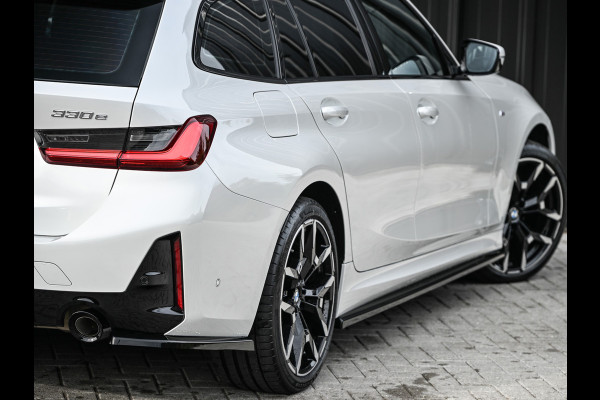 BMW 3 Serie Touring 330e xDrive M-SPORT | FACELIFT | ACCU 19,5 kWh | ACTIVE CRUISE | ELEKTR. TREKHAAK | HIFI AUDIO | SHADOW LINE | CAMERA | BMW 3 Serie Touring 330e xDrive M-SPORT | FACELIFT | ACCU 19,5 kWh | ACTIVE CRUISE | ELEKTR. TREKHAAK | HIFI AUDIO | SHADOW LINE | CAMERA |