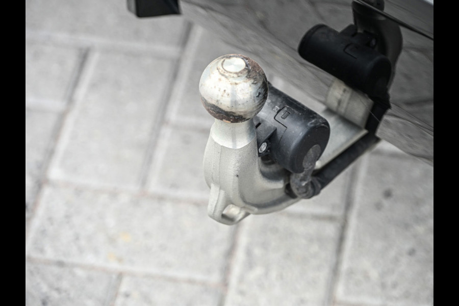 BMW 3 Serie Touring 330e xDrive M-SPORT | FACELIFT | ACCU 19,5 kWh | ACTIVE CRUISE | ELEKTR. TREKHAAK | HIFI AUDIO | SHADOW LINE | CAMERA | BMW 3 Serie Touring 330e xDrive M-SPORT | FACELIFT | ACCU 19,5 kWh | ACTIVE CRUISE | ELEKTR. TREKHAAK | HIFI AUDIO | SHADOW LINE | CAMERA |