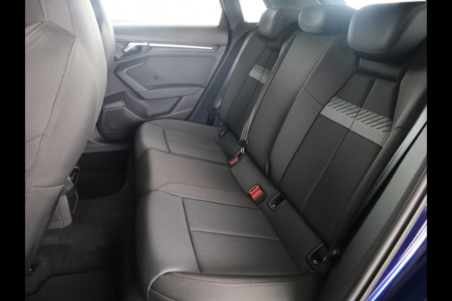 Audi A3 Sportback 30 TFSI Advanced edition 110 PK S-Tronic |  Navigatie | Parkeersensoren | LED koplampen |
