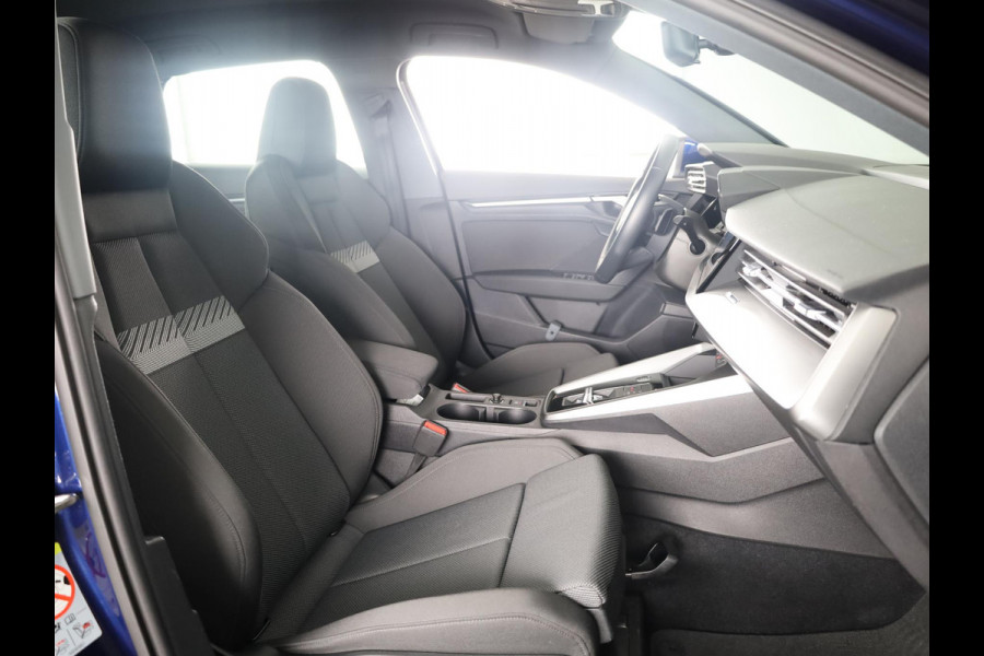 Audi A3 Sportback 30 TFSI Advanced edition 110 PK S-Tronic |  Navigatie | Parkeersensoren | LED koplampen |