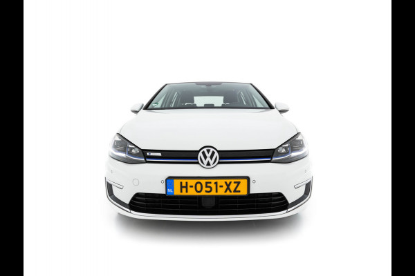 Volkswagen e-Golf (SOH-86%) Aut. *HEAT-PUMP | LUXURY-LEATHER | FULL-LED | NAVI-FULLMAP | CAMERA | HEATED-SPORTSEATS | ECC | CCS-FASTLOADER | PDC | CARPLAY | CRUISE | 16''ALU* Volkswagen e-Golf (SOH-86%) Aut. *HEAT-PUMP | LUXURY-LEATHER | FULL-LED | NAVI-FULLMAP | CAMERA | HEATED-SPORTSEATS | ECC | CCS-FASTLOADER | PDC | CARPLAY | CRUISE | 16''ALU*
