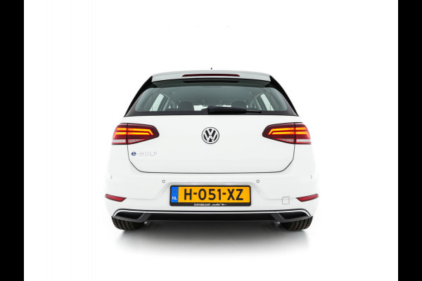 Volkswagen e-Golf (SOH-86%) Aut. *HEAT-PUMP | LUXURY-LEATHER | FULL-LED | NAVI-FULLMAP | CAMERA | HEATED-SPORTSEATS | ECC | CCS-FASTLOADER | PDC | CARPLAY | CRUISE | 16''ALU* Volkswagen e-Golf (SOH-86%) Aut. *HEAT-PUMP | LUXURY-LEATHER | FULL-LED | NAVI-FULLMAP | CAMERA | HEATED-SPORTSEATS | ECC | CCS-FASTLOADER | PDC | CARPLAY | CRUISE | 16''ALU*
