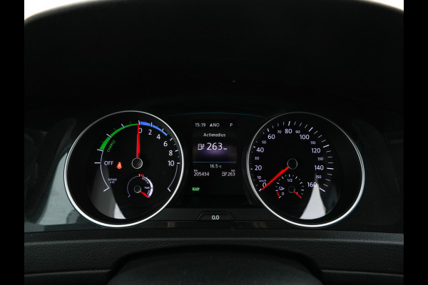 Volkswagen e-Golf (SOH-86%) Aut. *HEAT-PUMP | LUXURY-LEATHER | FULL-LED | NAVI-FULLMAP | CAMERA | HEATED-SPORTSEATS | ECC | CCS-FASTLOADER | PDC | CARPLAY | CRUISE | 16''ALU* Volkswagen e-Golf (SOH-86%) Aut. *HEAT-PUMP | LUXURY-LEATHER | FULL-LED | NAVI-FULLMAP | CAMERA | HEATED-SPORTSEATS | ECC | CCS-FASTLOADER | PDC | CARPLAY | CRUISE | 16''ALU*