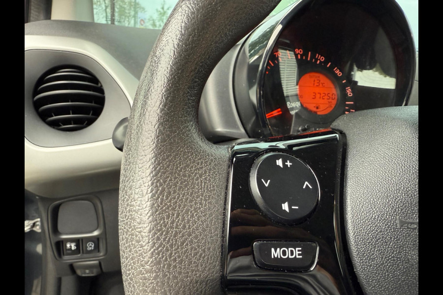 Peugeot 108 1.0 e-VTi Active Pack Premium - Airco - Media - Org.NL