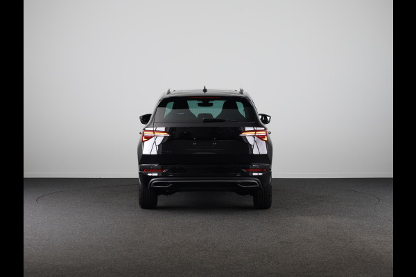 Škoda Karoq Sportline Business 1.5 TSI 150 pk 7 versn. DSG | Panoramadak | Travel Assist plus | Trekhaak wegklapbaar | Elektrische achterklep