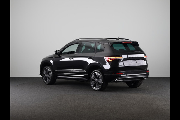 Škoda Karoq Sportline Business 1.5 TSI 150 pk 7 versn. DSG | Panoramadak | Travel Assist plus | Trekhaak wegklapbaar | Elektrische achterklep
