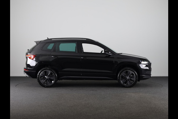 Škoda Karoq Sportline Business 1.5 TSI 150 pk 7 versn. DSG | Panoramadak | Travel Assist plus | Trekhaak wegklapbaar | Elektrische achterklep