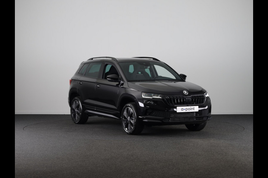 Škoda Karoq Sportline Business 1.5 TSI 150 pk 7 versn. DSG | Panoramadak | Travel Assist plus | Trekhaak wegklapbaar | Elektrische achterklep