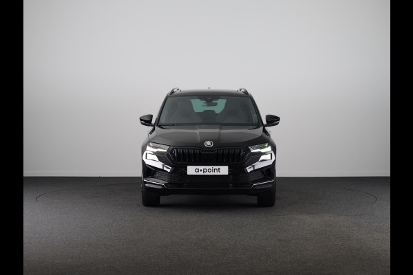 Škoda Karoq Sportline Business 1.5 TSI 150 pk 7 versn. DSG | Panoramadak | Travel Assist plus | Trekhaak wegklapbaar | Elektrische achterklep
