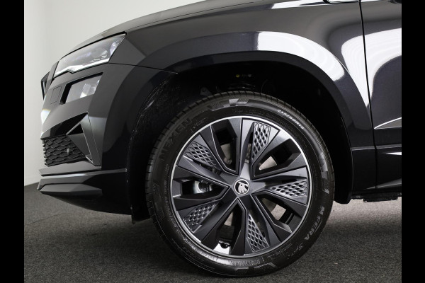 Škoda Karoq Sportline Business 1.5 TSI 150 pk 7 versn. DSG | Panoramadak | Travel Assist plus | Trekhaak wegklapbaar | Elektrische achterklep