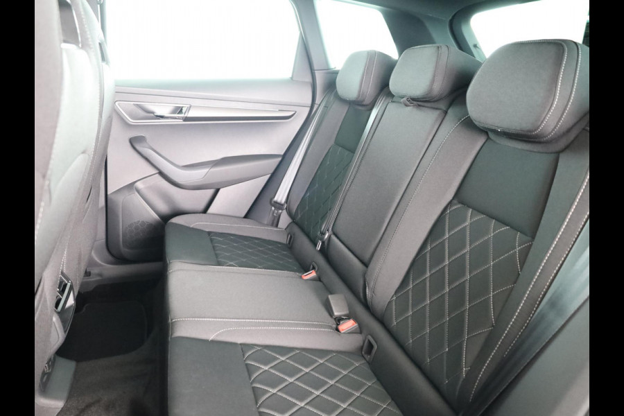 Škoda Karoq Sportline Business 1.5 TSI 150 pk 7 versn. DSG | Panoramadak | Travel Assist plus | Trekhaak wegklapbaar | Elektrische achterklep