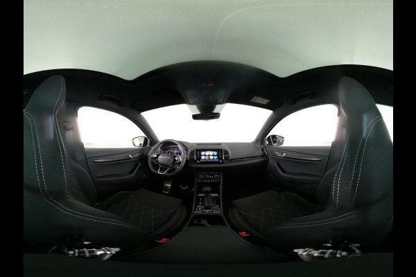 Škoda Karoq Sportline Business 1.5 TSI 150 pk 7 versn. DSG | Panoramadak | Travel Assist plus | Trekhaak wegklapbaar | Elektrische achterklep