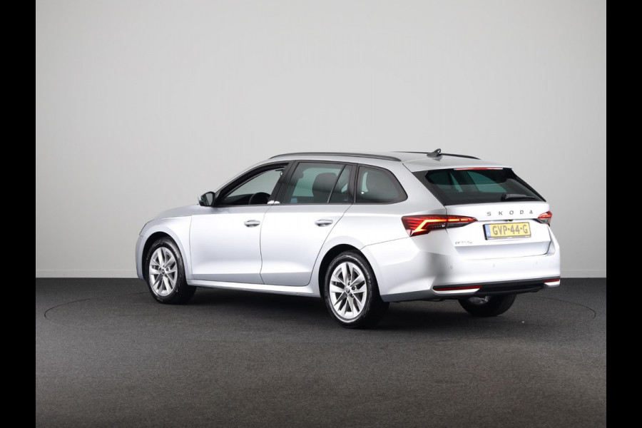 Škoda Octavia Combi 1.5 TSI MHEV Business Edition 115PK DSG | Verlengde garantie | Stoelverwarming | Achteruitrijcamera | Elektrische kofferklep |