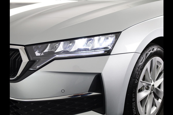 Škoda Octavia Combi 1.5 TSI MHEV Business Edition 115PK DSG | Verlengde garantie | Stoelverwarming | Achteruitrijcamera | Elektrische kofferklep |