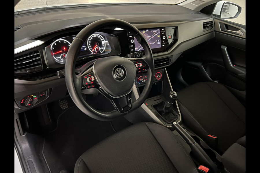 Volkswagen Polo 1.0 TSI 17'' R-line Carplay Navi ACC NAP