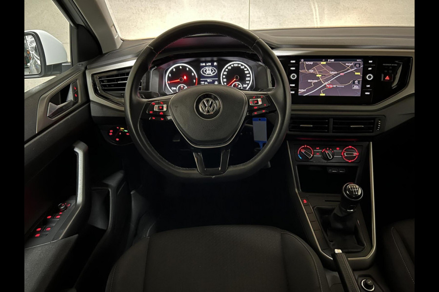 Volkswagen Polo 1.0 TSI 17'' R-line Carplay Navi ACC NAP