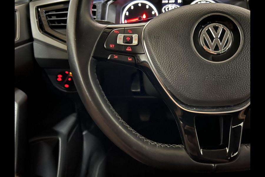 Volkswagen Polo 1.0 TSI 17'' R-line Carplay Navi ACC NAP