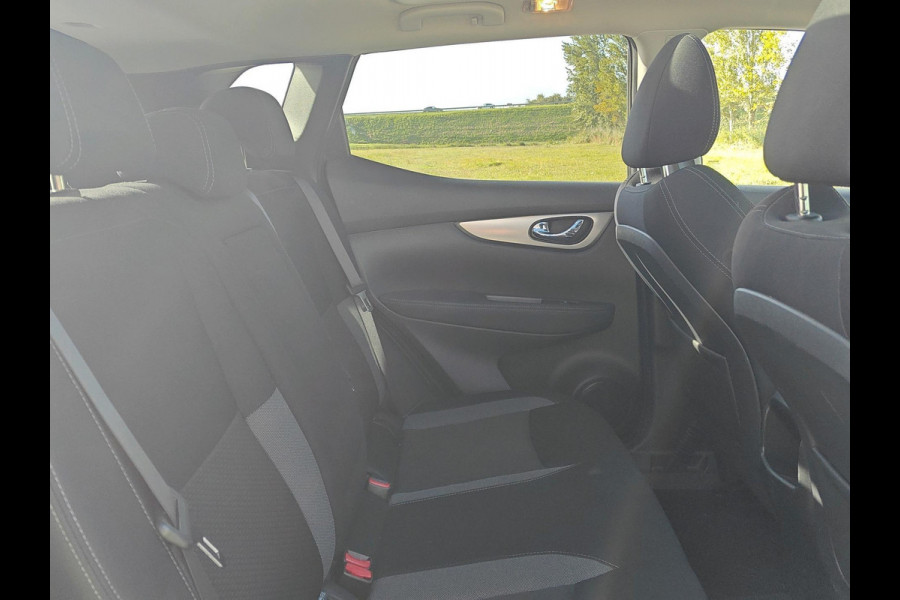 Nissan QASHQAI 1.3 DIG-T N-Connecta | Panorama dak | Navigatie | Carplay | Camera