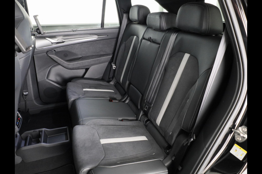 Škoda Kodiaq Sportline Business PHEV 1.5 TSI 204 pk 6 versn. DSG | Comfort Pakket | Panoramadak | Dynamic Chassis Control | Verwarmbare voorruit | Winter pakket