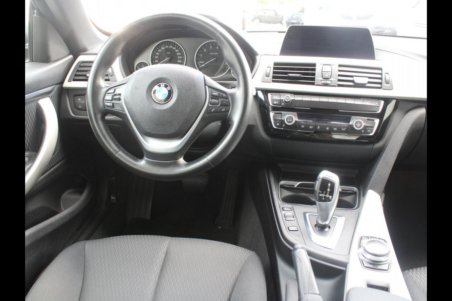 BMW 4 Serie Cabrio 420i High Executive | HARDTOP | NAVIGATIE | ACHTERUITRIJCAMERA |