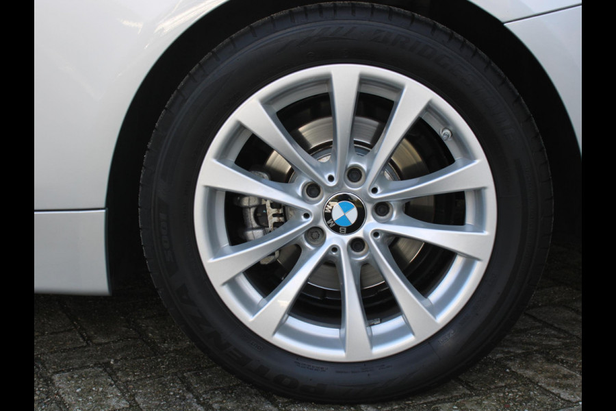 BMW 4 Serie Cabrio 420i High Executive | HARDTOP | NAVIGATIE | ACHTERUITRIJCAMERA |
