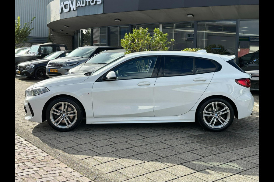 BMW 1-serie 118i High Executive l M-PAKKET l SFEERVERLICHTING