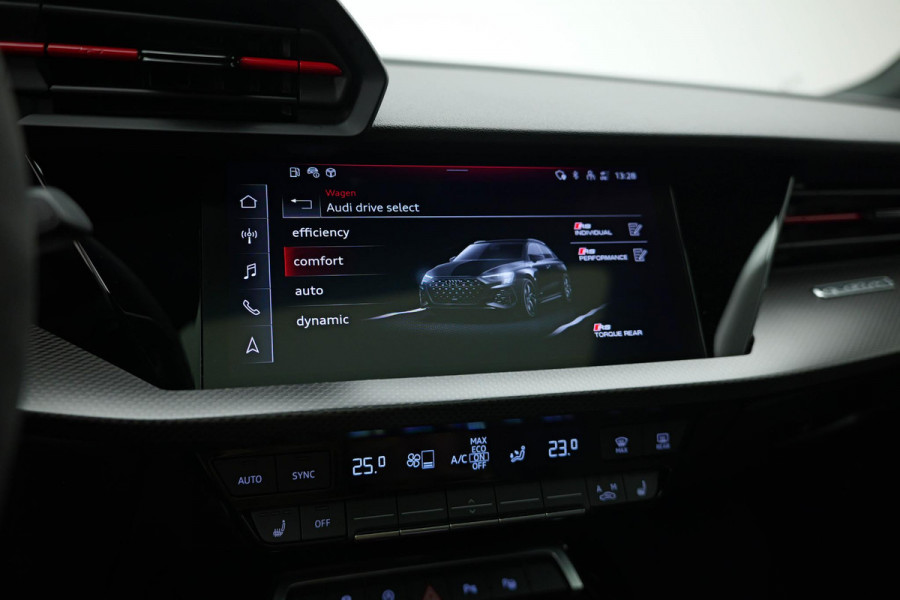 Audi RS3 Sportback 2.5 TFSI quattro |Keramisch|Pano|360|Carbon|HUD|B&O|Memory|
