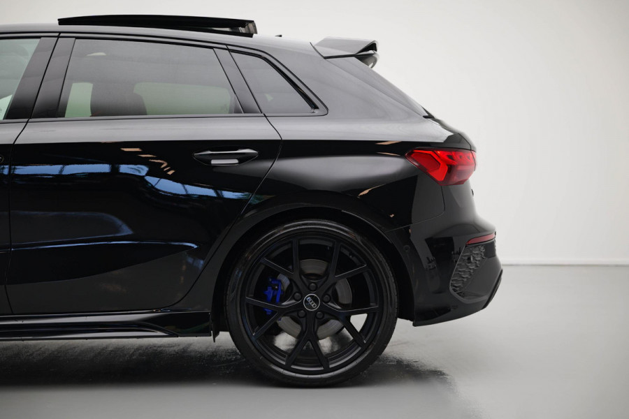 Audi RS3 Sportback 2.5 TFSI quattro |Keramisch|Pano|360|Carbon|HUD|B&O|Memory|