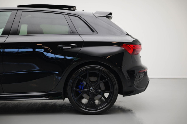 Audi RS3 Sportback 2.5 TFSI quattro |Keramisch|Pano|360|Carbon|HUD|B&O|Memory|