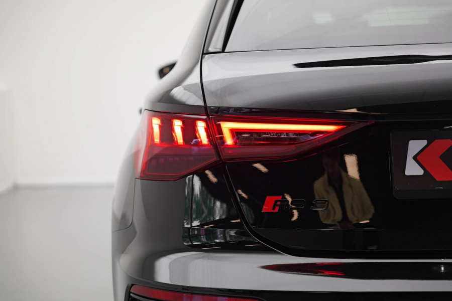 Audi RS3 Sportback 2.5 TFSI quattro |Keramisch|Pano|360|Carbon|HUD|B&O|Memory|