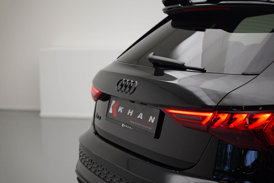 Audi RS3 Sportback 2.5 TFSI quattro |Keramisch|Pano|360|Carbon|HUD|B&O|Memory|