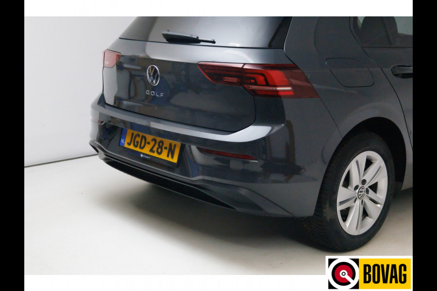 Volkswagen Golf 1.5 TSI Bus. Comf. Ed. 116 PK | Stoel & Stuurverw. | App. connect | Adap. Cruise | Extra getint glas v/a b-stijl | PDC V+ A | Draadloze tel. lader | All season banden