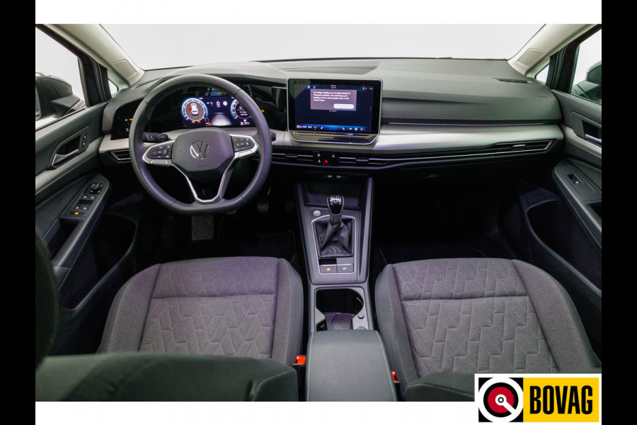 Volkswagen Golf 1.5 TSI Bus. Comf. Ed. 116 PK | Stoel & Stuurverw. | App. connect | Adap. Cruise | Extra getint glas v/a b-stijl | PDC V+ A | Draadloze tel. lader | All season banden