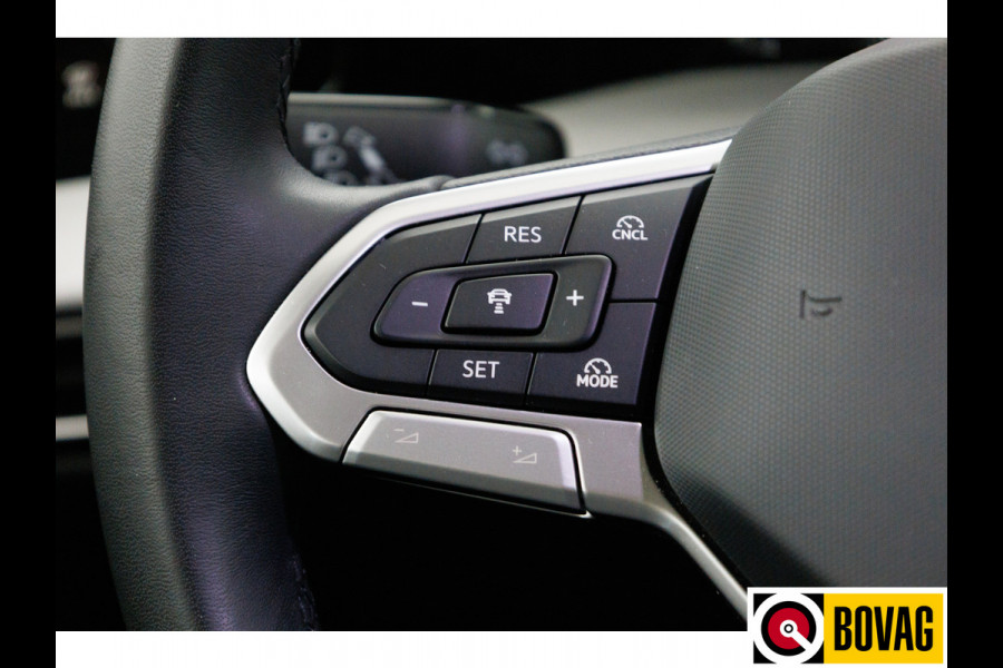 Volkswagen Golf 1.5 TSI Bus. Comf. Ed. 116 PK | Stoel & Stuurverw. | App. connect | Adap. Cruise | Extra getint glas v/a b-stijl | PDC V+ A | Draadloze tel. lader | All season banden