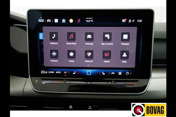 Volkswagen Golf 1.5 TSI Bus. Comf. Ed. 116 PK | Stoel & Stuurverw. | App. connect | Adap. Cruise | Extra getint glas v/a b-stijl | PDC V+ A | Draadloze tel. lader | All season banden