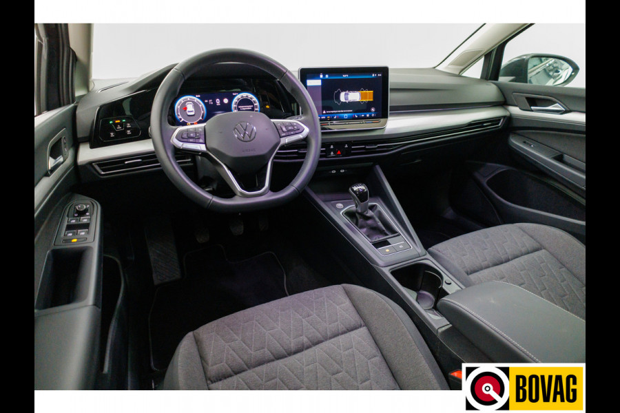 Volkswagen Golf 1.5 TSI Bus. Comf. Ed. 116 PK | Stoel & Stuurverw. | App. connect | Adap. Cruise | Extra getint glas v/a b-stijl | PDC V+ A | Draadloze tel. lader | All season banden
